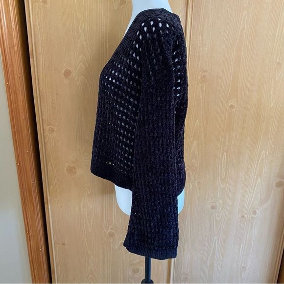 Express • Chenille Chunky Open Knit Vneck Sweater in Black - Picture 11 of 12